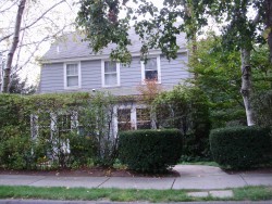 196 Jackson St, Newton, MA 02459-2540