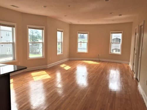 119 Heywood St, Worcester MA 01604-3945 exterior