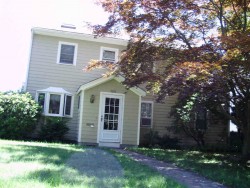 105 Hanson Rd, Newton, MA 02459-3627