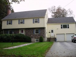 77 Paulson Rd, Newton, MA 02468-1007