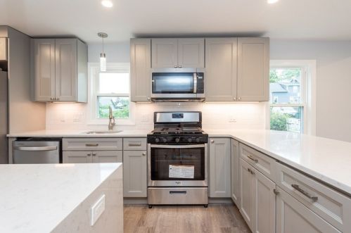 27 Canobieola Rd, Methuen MA  01844-1606 exterior