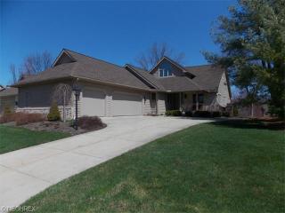 2115 Waters Edge Dr, Cleveland, OH 44145-6605