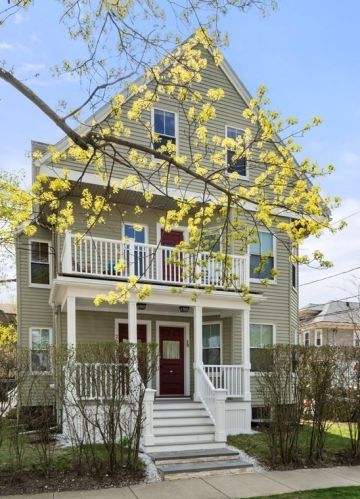 26 Peirce St, Arlington, MA 02476-4216