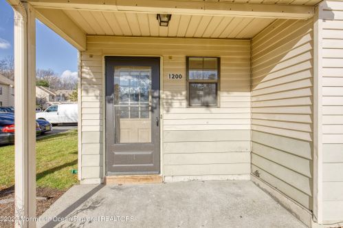 1200 Fern Ct, Jackson Twp NJ  08527-4177 exterior