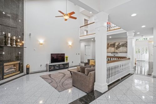 18 Francis St, North Reading MA 01864-3121 exterior