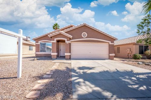 10865 Devonshire Ave, Phoenix, AZ 85037-5758