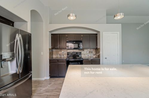 4520 Bighorn Ave, Phoenix AZ  85044-4957 exterior