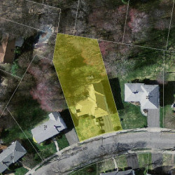 27 Selwyn Rd, Newton MA 02461-2123 aerial view