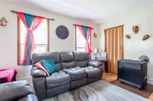 59 Cutler St, Worcester MA 01604-4811 exterior