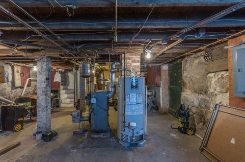 115 Sycamore St, New Bedford MA 02740-4340 exterior