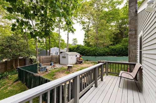 18 George St, Plymouth MA 02360-1409 exterior