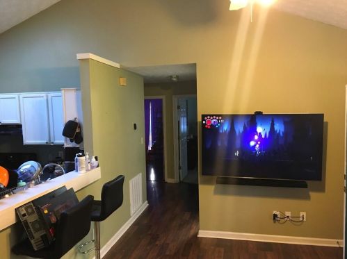 402 Hawthorne Cir, Stockbridge GA  30281-1624 exterior