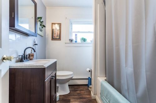 115 Sycamore St, New Bedford MA 02740-4340 exterior