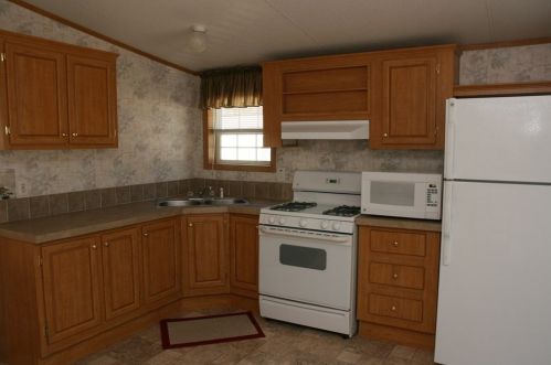 100 Kimberly Ct, Wareham MA 02571-1249 exterior