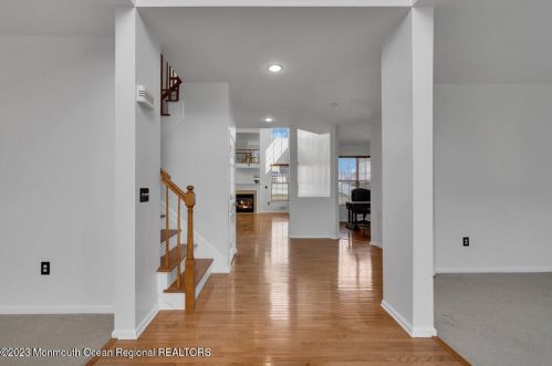 111 Picadilly Dr, Jackson Twp NJ  08527-1290 exterior