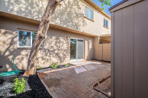 3812 30 St, Phoenix AZ 85008-6141 exterior