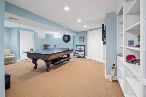 8 Captain Thomson Ln, Hingham MA 02043-3459 exterior