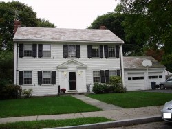 11 Evelyn Rd, Newton, MA 02468-1212