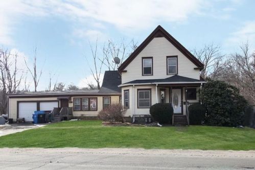 352 Beulah St, Whitman MA  02382-1915 exterior