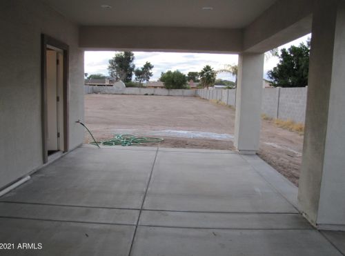 11820 25th Pl, Phoenix AZ 85008-2733 exterior