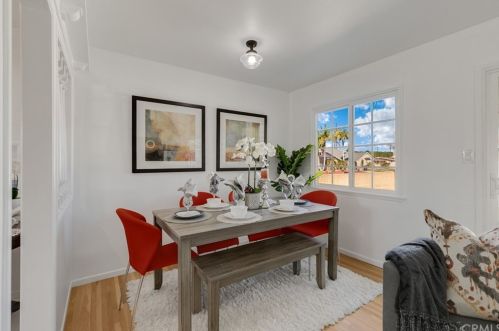 1431 Chalet Ave, Anaheim CA  92802-2146 exterior