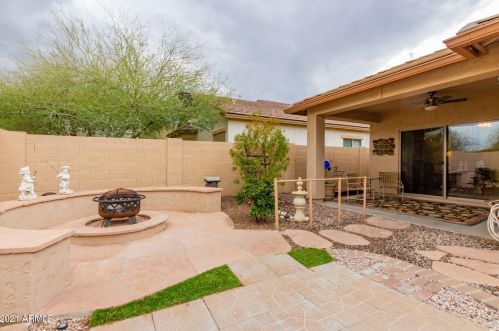 25107 51 Dr, Phoenix AZ 85035-1902 exterior