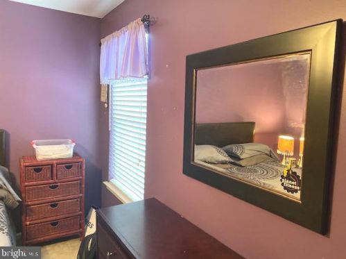 112 Talon Ln, West Deptford NJ 08093-2322 exterior