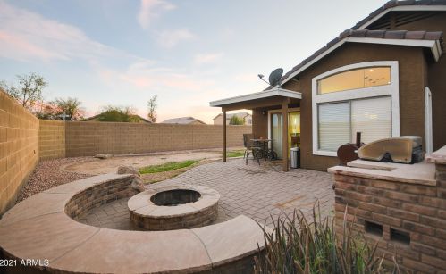 2251 63 Dr, Phoenix AZ 85033-1630 exterior