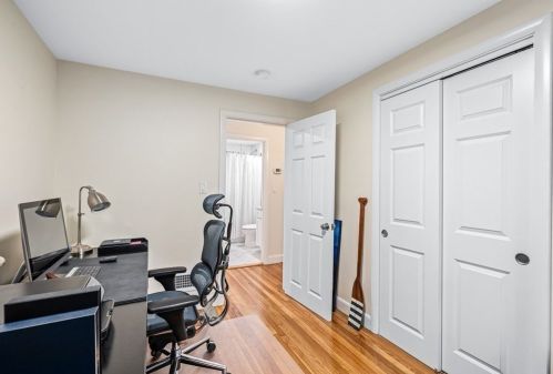 8 Clyde Ter, Arlington MA 02474-1509 exterior