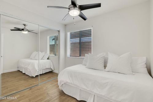 13215 37 Pl, Phoenix AZ 85050-2699 exterior