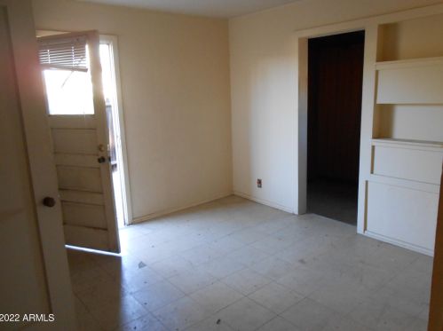 8822 6 Pl, Phoenix AZ 85024-1620 exterior