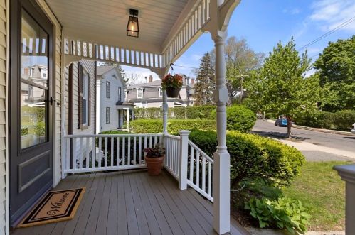 17 Lewis Ave, Arlington, MA 02474-3205