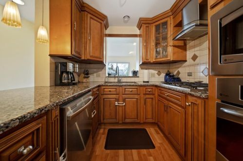 1613 Maple Ave, Forest View IL 60402-1546 exterior