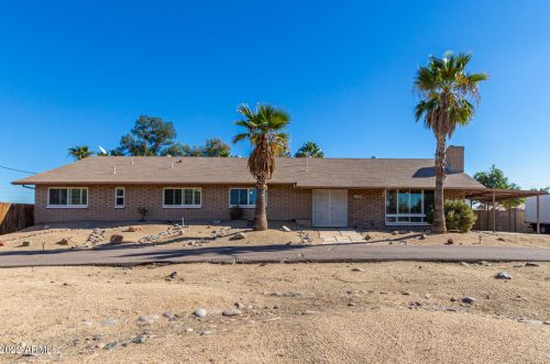 18739 30th St, Phoenix AZ  85050-3409 exterior