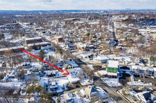 665 Broad St, Weymouth MA 02188-1712 exterior