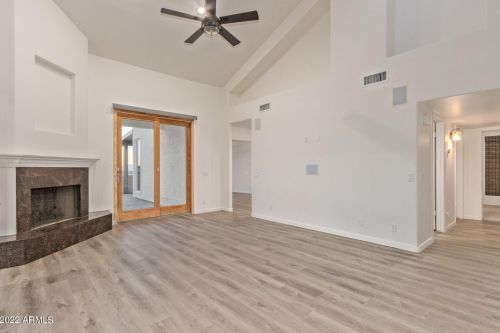 21 Beryl Ave, Phoenix AZ  85021-2480 exterior