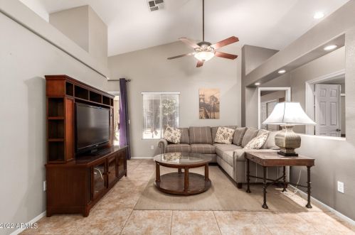 16630 29 St, Phoenix AZ 85032-3726 exterior