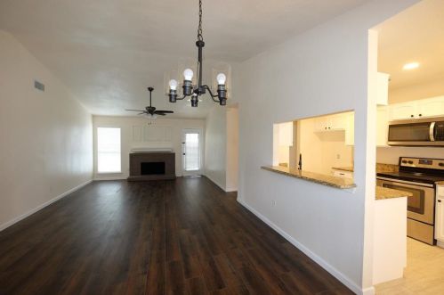 2009 Sage Dr, Garland TX  75040-4353 exterior