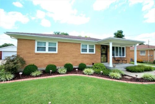 7705 Hepatica Dr, Louisville, KY 40258-2218