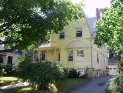 54 Court St, Newton, MA 02458-1264