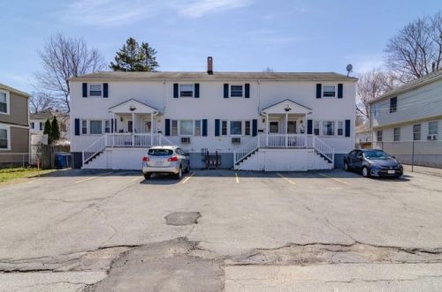 56 Gilbert St, Lawrence, MA 01843-3610