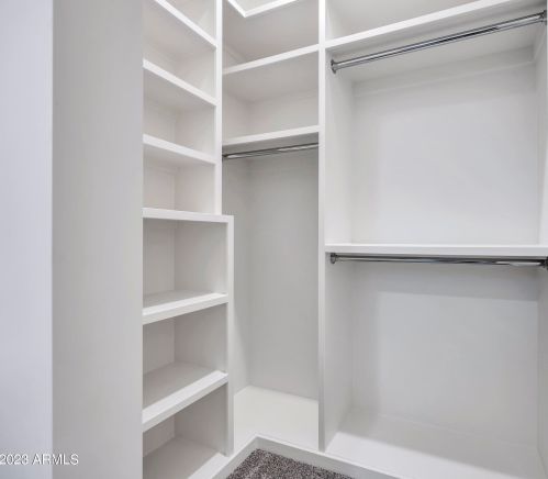 2053 37 Pl, Phoenix AZ 85050-8309 exterior