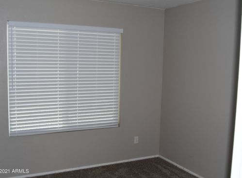 4061 Aster Dr, Phoenix AZ 85032-7318 exterior