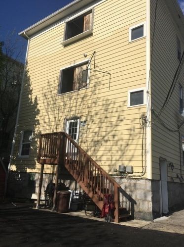 170 Fairmont Ave, Worcester MA 01604-3012 exterior