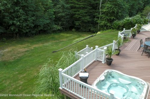 32 Lambert Johnson Dr, Tinton Falls NJ 07712-3753 exterior