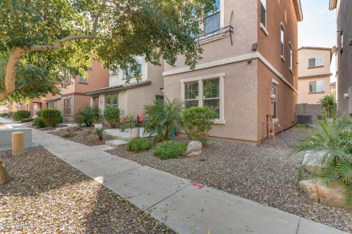 2026 77th Dr, Phoenix AZ  85035-5116 exterior