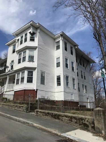 16 Oread Pl, Worcester, MA 01610-2468