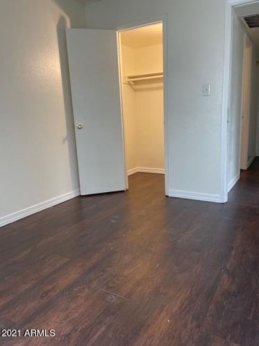 4261 67 Dr, Phoenix AZ 85033-2604 exterior