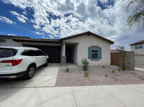 3047 Bent Tree Dr, Phoenix AZ  85083-4739 exterior