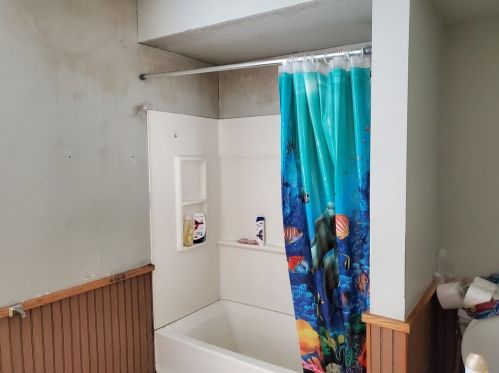 57 Beetle St, New Bedford MA 02746-1950 exterior